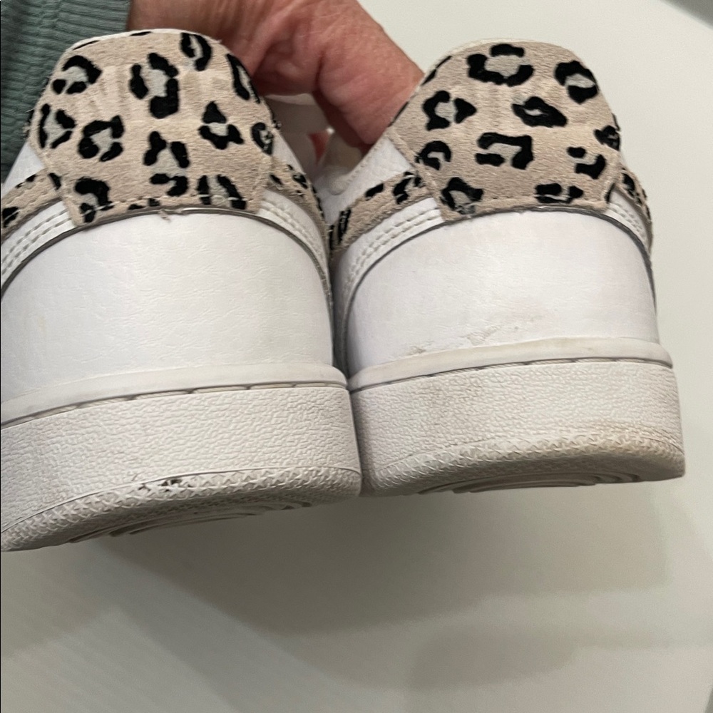 NIKE COURT VISION LOW LEOPARD SWOOSH LEATHER SNEAKERS WOMENS SIZE 8 - Picture 10 of 13